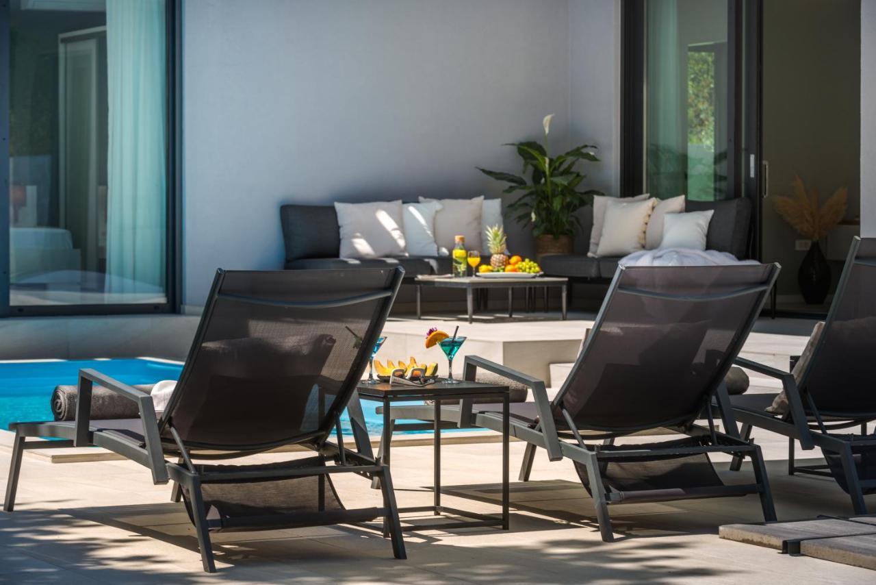 Villa Oasis - Your Luxury Home Away From Home Celopeci Екстер'єр фото