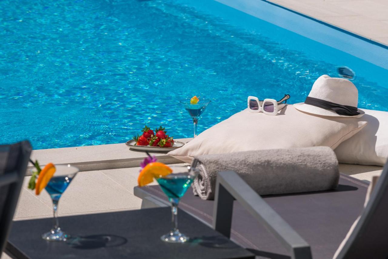Villa Oasis - Your Luxury Home Away From Home Celopeci Екстер'єр фото