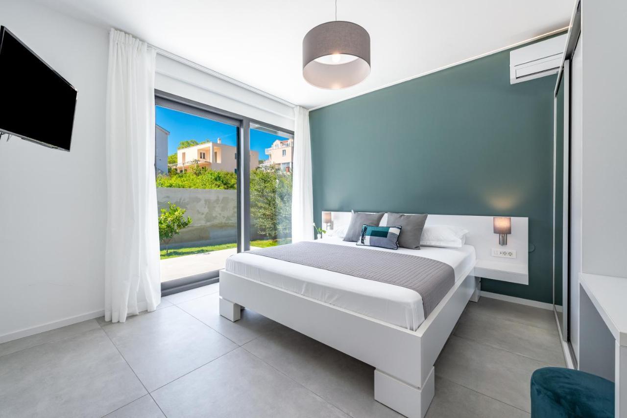 Villa Oasis - Your Luxury Home Away From Home Celopeci Екстер'єр фото
