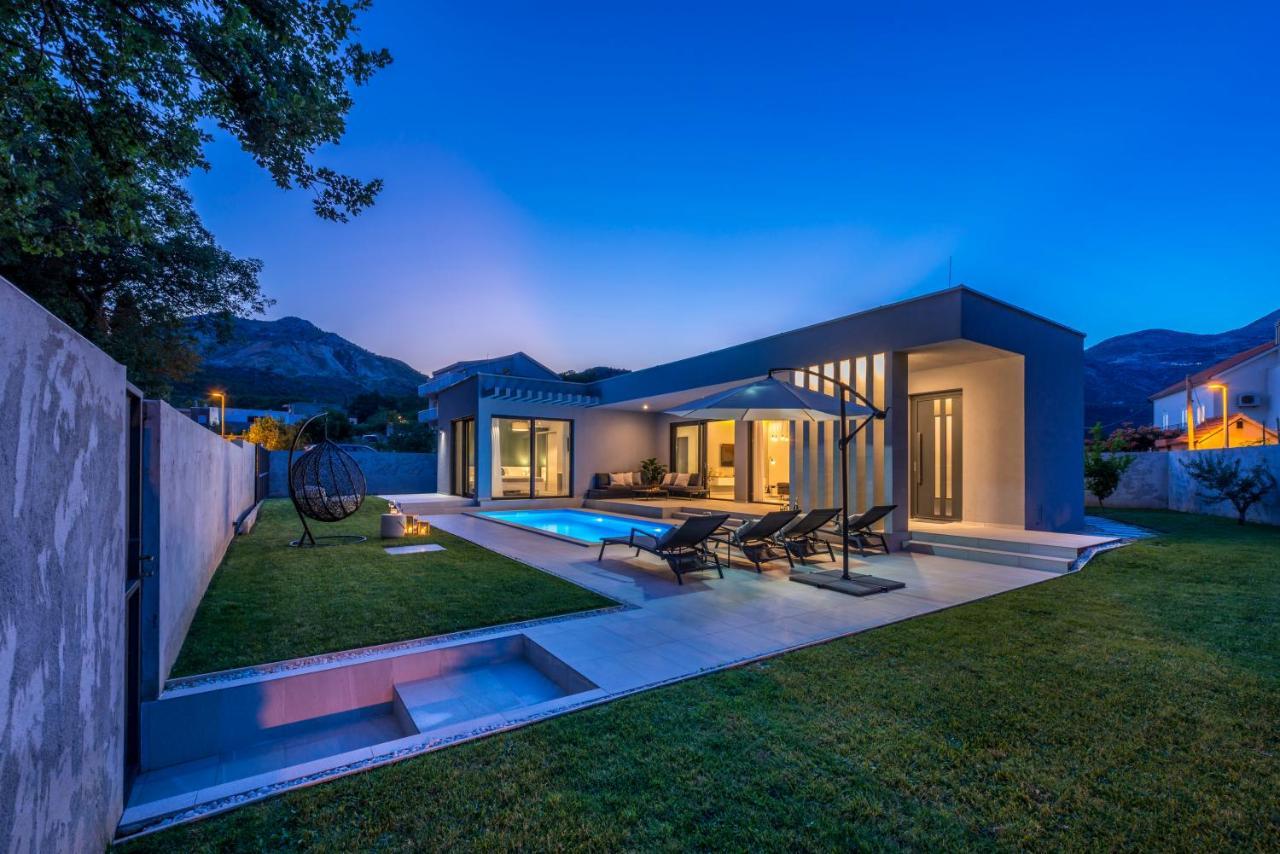 Villa Oasis - Your Luxury Home Away From Home Celopeci Екстер'єр фото