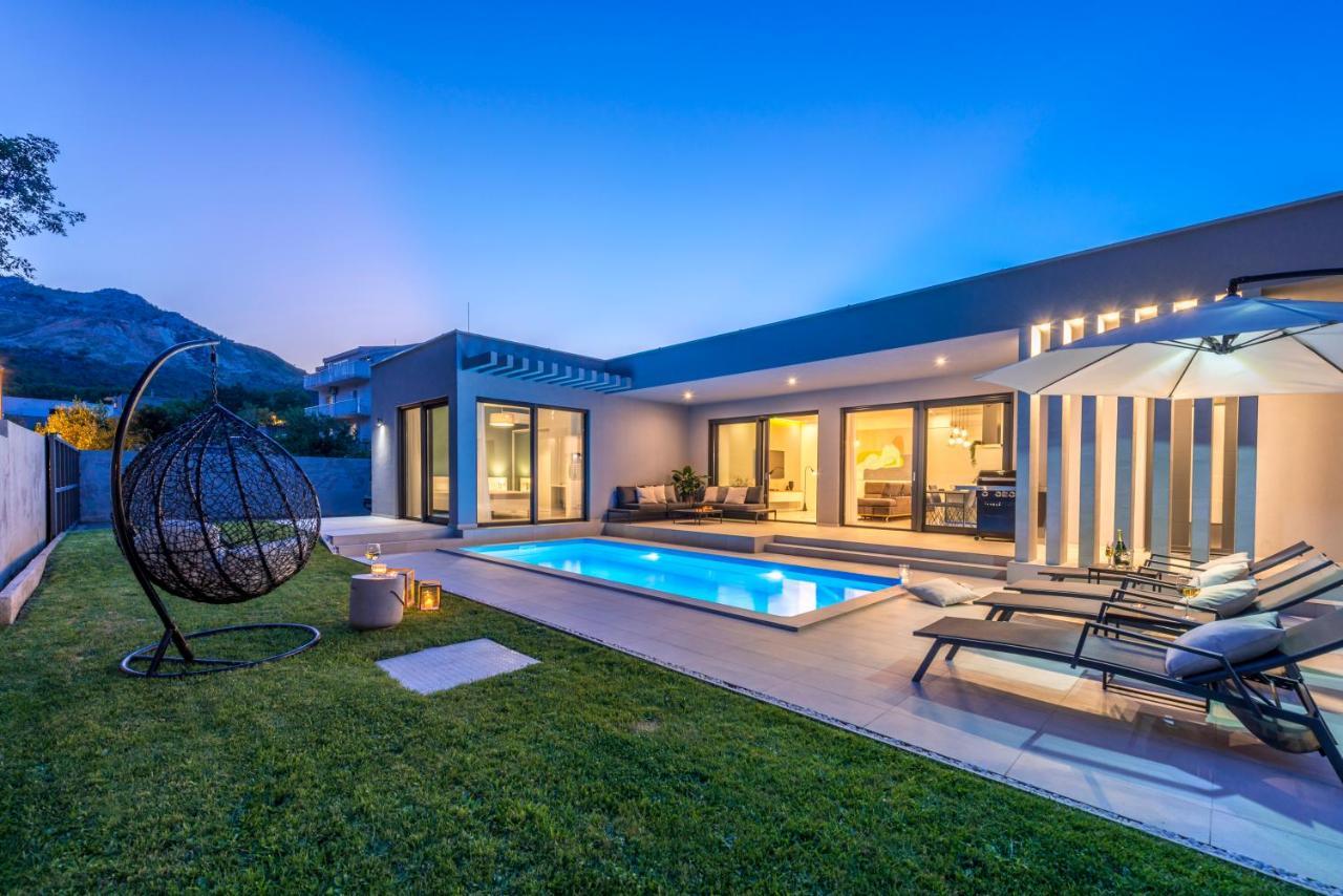 Villa Oasis - Your Luxury Home Away From Home Celopeci Екстер'єр фото